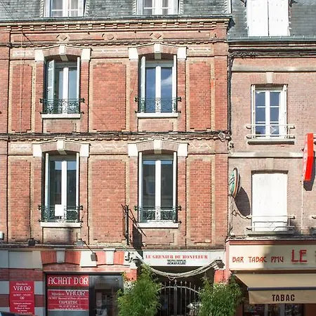 Les Glycines Apartment *
